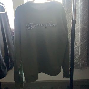 Women’s Authentic Champions pullover